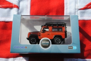 76LRDF008AD Land Rover Defender 90 Station Wagon Phoenix Orange 